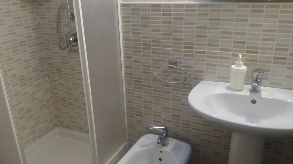 Lanza Hotel CTA Room photo
